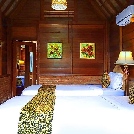 Andung Andung Villa And Resto Banyuwangi (East Java) Exterior photo
